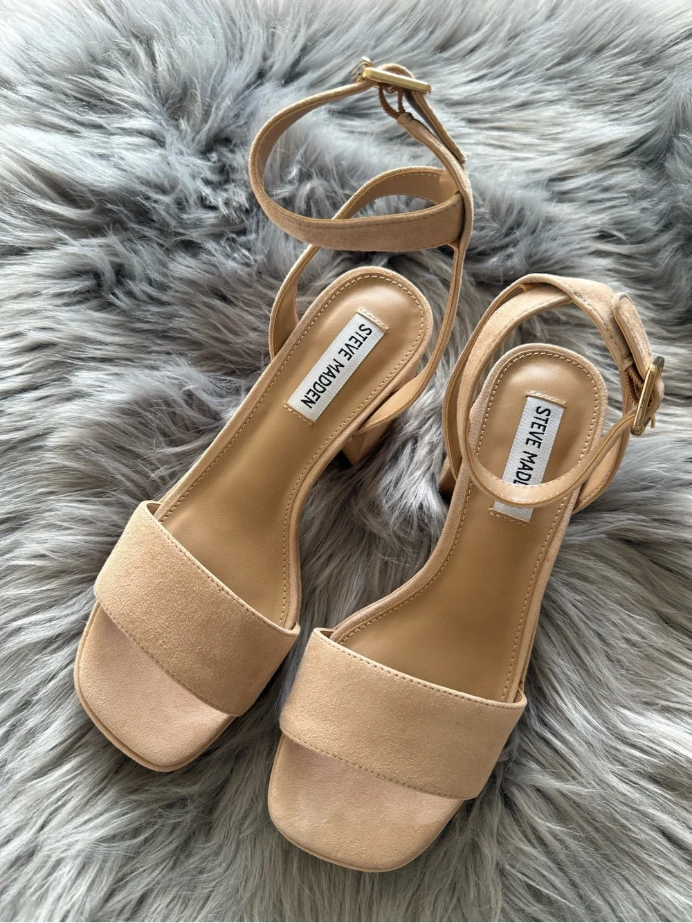 Steve Madden Mercerr Tan Suede Heels